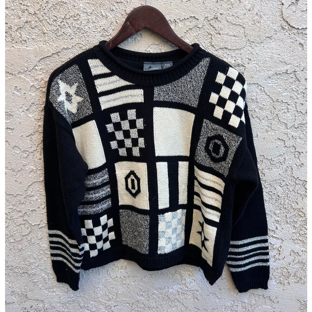 Vintage LizWear Petite Black White Graphic Knit Sweater Size Petite